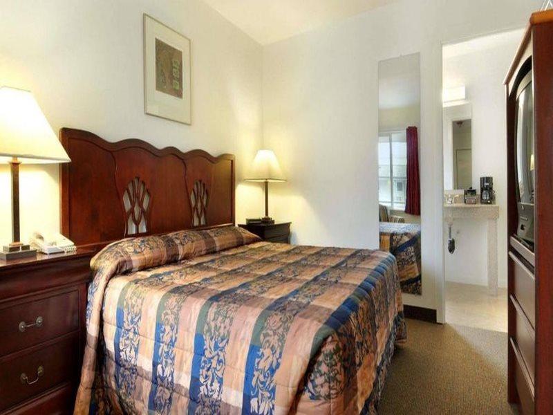 Knights Inn & Suites Seatac Airport Tukwila Eksteriør bilde